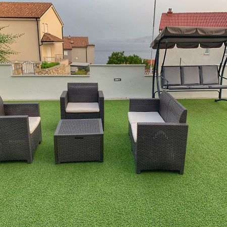 Apartment Lea Mataija Novi Vinodolski Esterno foto